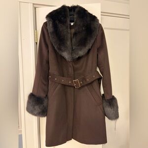 NWT Stylish Via Spiga Brown Wool Coat-Size Small
